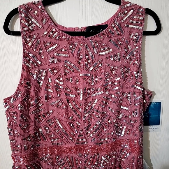 MAC DUGGAL GEOMETRIC PATTERNED SEQUIN MIDI DRESS size 12 - Picture 6 of 7